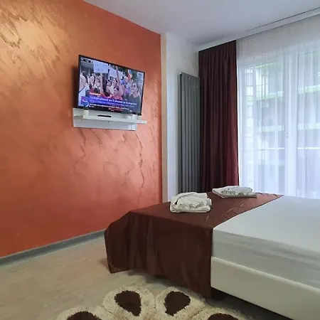 Breeze Luxury Premier